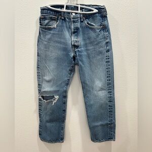 Levi's vintage 501 Distressed Light Blue Straight Leg Jeans 32x30 red tab